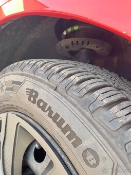 VW Up 1.0 MPI •55Kw - 18