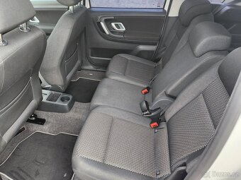 Škoda Roomster 1.6 16 V Scout - 18