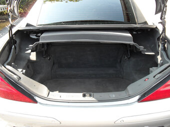 Mercedes-Benz SL 500 AL 20 CENA 349.999Kč - 18