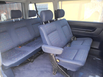 Volkswagen Caravelle 2.5 TDi 111Kw - 18