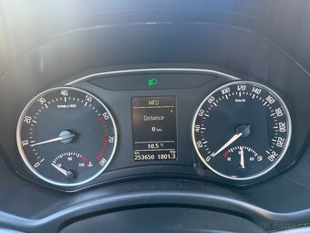 Škoda Octavia, 1.8i, 118kw Původ ČR Nová STK - 18