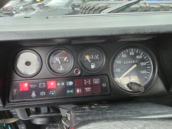 ⭐Land Rover Defender 110 300TDI/83KW/1.MAJ/PICK-UP⭐ - 18