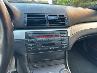 BMW E46 320 Ci Coupé R6 125kW Kůže ALU R17 Manuál - 18