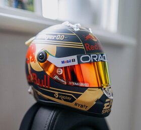 Max Verstappen Red Bull racing Majstrovska prilba 1:2 - 18
