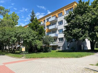 Prodej bytu 2+1, 63 m²  balkón s balkónem, Hradec Králové. - 18