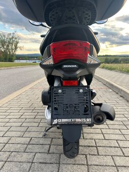 Honda PCX 125 - 18