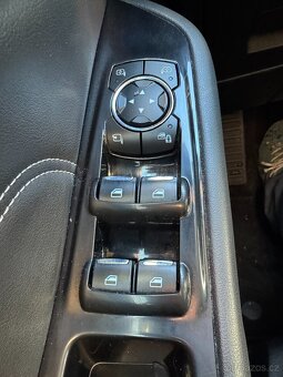 Ford S-Max 2.0 110kW/Automat/LED/NAVI/R18 - 18