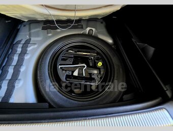 DS 7 Crossback BlueHDi 130 RIVOLI rok 02/2020 - 18