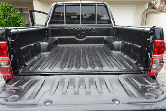Toyota Hilux DC 3.0 I D-4D pick up A/T, 126kW, 4d. - 18