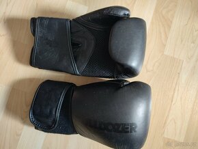 NOVÉ BOXERSKÉ RUKAVICE KOŽENÉ + BANDÁŽE- PŮVODNÍ CENA 4300,- - 18