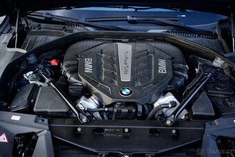 BMW 750i xDrive, 4.4 V8 Biturbo, 300kW, 2011 - 18