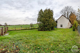 Prodej rodinného domu se zahradou 3985 m², Bílovice - 18