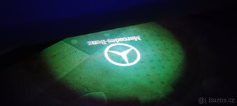 Mercedes 300 de ,225 kW,700nM, plug-in hybrid,rv 12m.2020 - 18