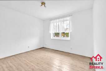 Prodej, rodinný dům 4+kk, CP 1030 m2, zahrada, Třebařov, okr - 18