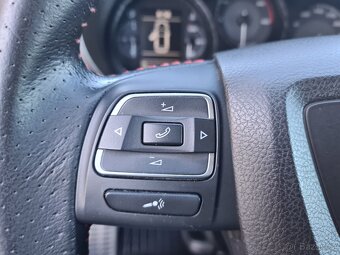SEAT LEON FR 2.0TDi 125KW  TEMPOMAT - 18