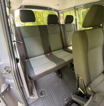 Volkswagen Transporter T6 2.0 TDI 150 HP 9 osob r.v 2019 - 18