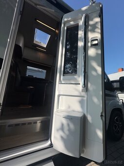 Laika Ecovip L 3009 - MY 2025 - 18