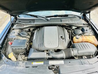 Dodge Challenger R/T Plus V8 5.7 Hemi - 18
