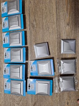 Vypínače a rámečky OPUS - 18