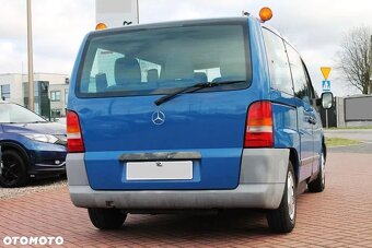 Auto pre vozičkárov s rampou s ručným ovládaním - 18