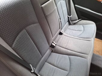 Mercedes Benz E320 - 18