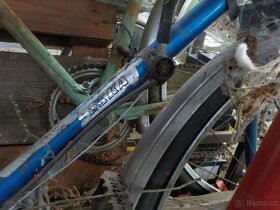 Stará jízdní kola a nové trek kolo OLPRAN - 18