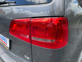 VW Touran 1.6 TDi Navigace,Climatronic - 18
