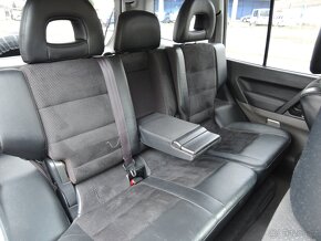 Mitsubishi Pajero 3,2 Di-D Aut. 4x4 Kůže 7.míst ČR 2006 - 18