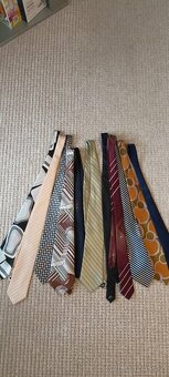 Obleky,rifle,trika, košile,bundy,kravaty - 18