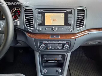 Sharan 2.0TDI 103kW,138tis.km,webasto,xenon,KESSY,navi - 18