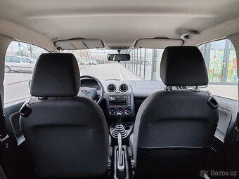 Citroen C3  1.4 benzín 54kW  2011  96000km  1. majitelka - 18