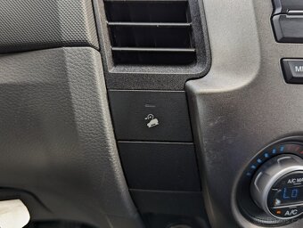 Ford Ranger 3.2TDCi 147kW LIMITED ZÁRUKA - 18