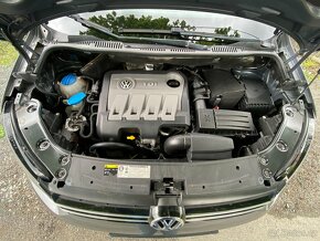 Volkswagen Touran 1.6 TDi Navigace,Climatronic - 18