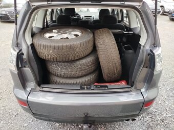 Mitsubishi OUTLANDER 2.0 DI-D 103 kW, 4X4, r.v. 2009 - 18