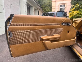 MERCEDES BENZ W107 350SLC MANUÁL - 18