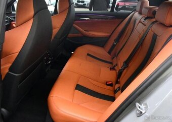 BMW M5 COMP.HUD H/K CARBON CERAMIC ČR - 18