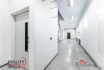 Prodej, komerční/obchodní prostory, 780 m2, Jilemnického 276 - 18