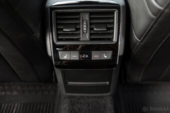 Škoda Superb L&K 2.0TDI DSG 4x4 sedan - 18