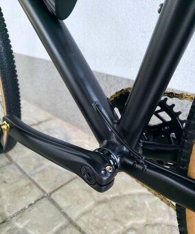 Gravel RB RX Base 2023 - 18