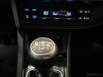 Toyota Auris 1,2T Edition S - TOP - 18