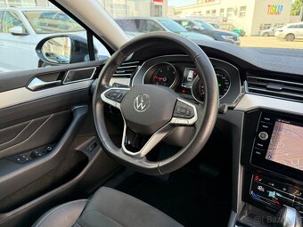VW Passat B8 Variant Elegance 2.0TDI 110kW DSG Matrix ACC Qi - 18