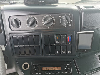 Prodám MAN TGM 18.250 4X2 LL EEV s hydraulickým čelem - 18