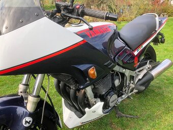 Yamaha FJ 1100, Kawasaki GPZ 750R - 18
