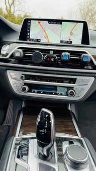 BMW 730d 2018 - 18