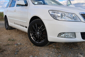Prodám Škoda Octavia II facelift r.v. 2011 - 18
