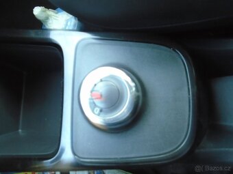 Dacia Spring, Electric 33 kW,NAVIG. 17300km 279 000 Kč - 18