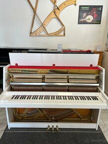 Bílá Yamaha v záruce, včetně nové klavírní židle, doprava - 18