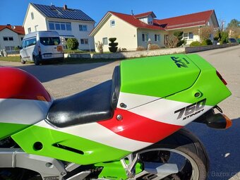Kawasaki ZXR 750H2 STINGER - 18