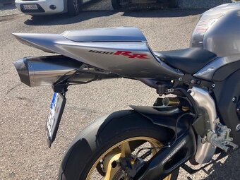 Honda CBR 1000 RR Fireblade 998 ccm 131 kW - 18