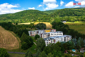 Prodej bytu 3+1, 73 m², Chlumec, ul. Skřivánčí - 18